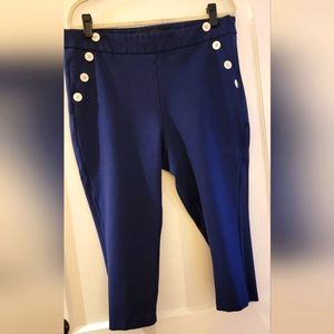 Torrid blue nautical Capri pants